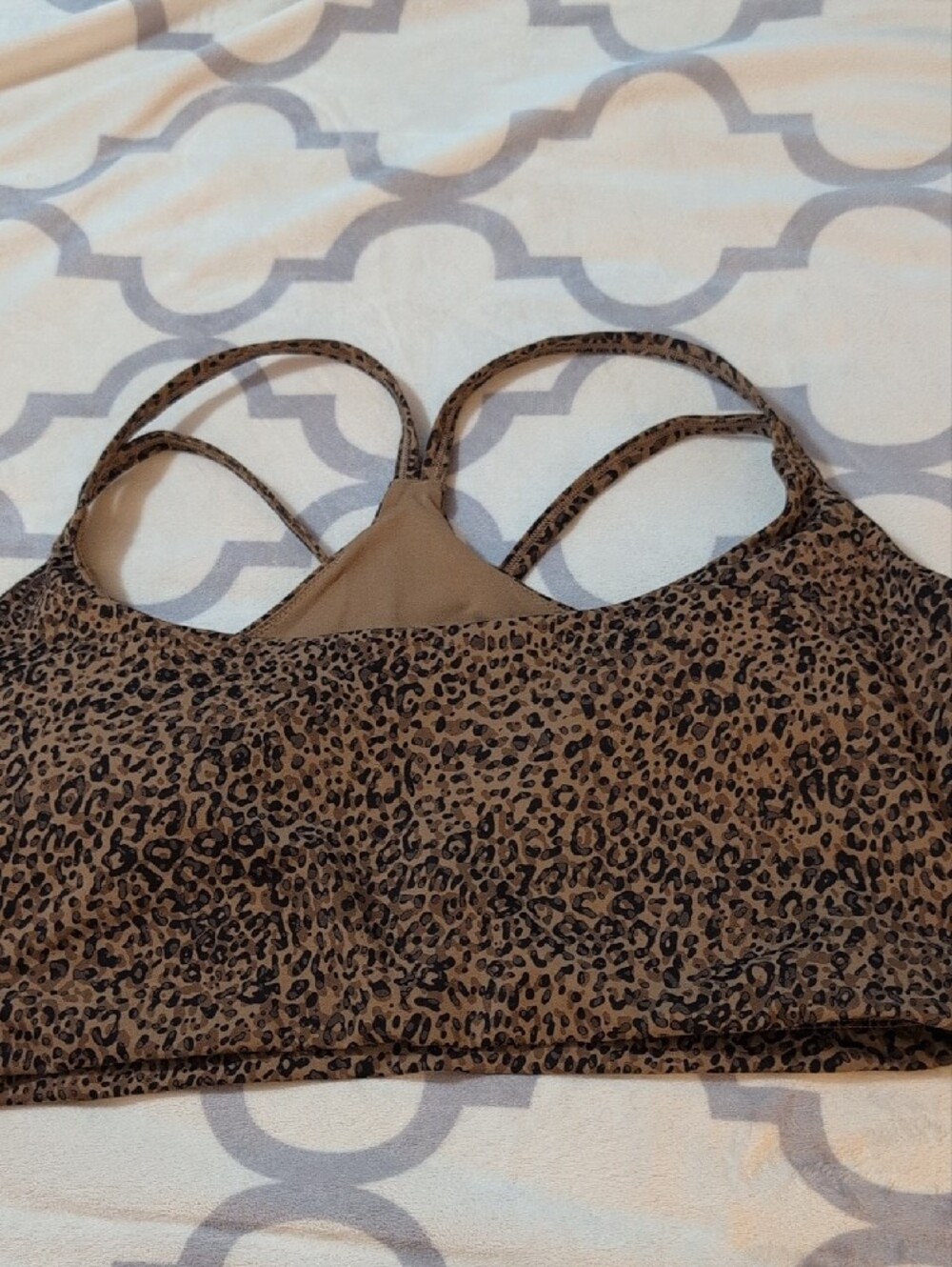 Fabletics Brown Leopard Print Set - Picture 4 of 4